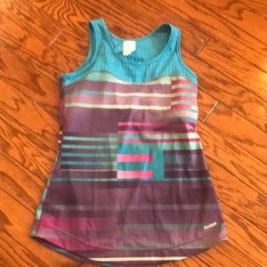 NWOT Large Women’s Reebok Yoga/ Exercise Top 🌟